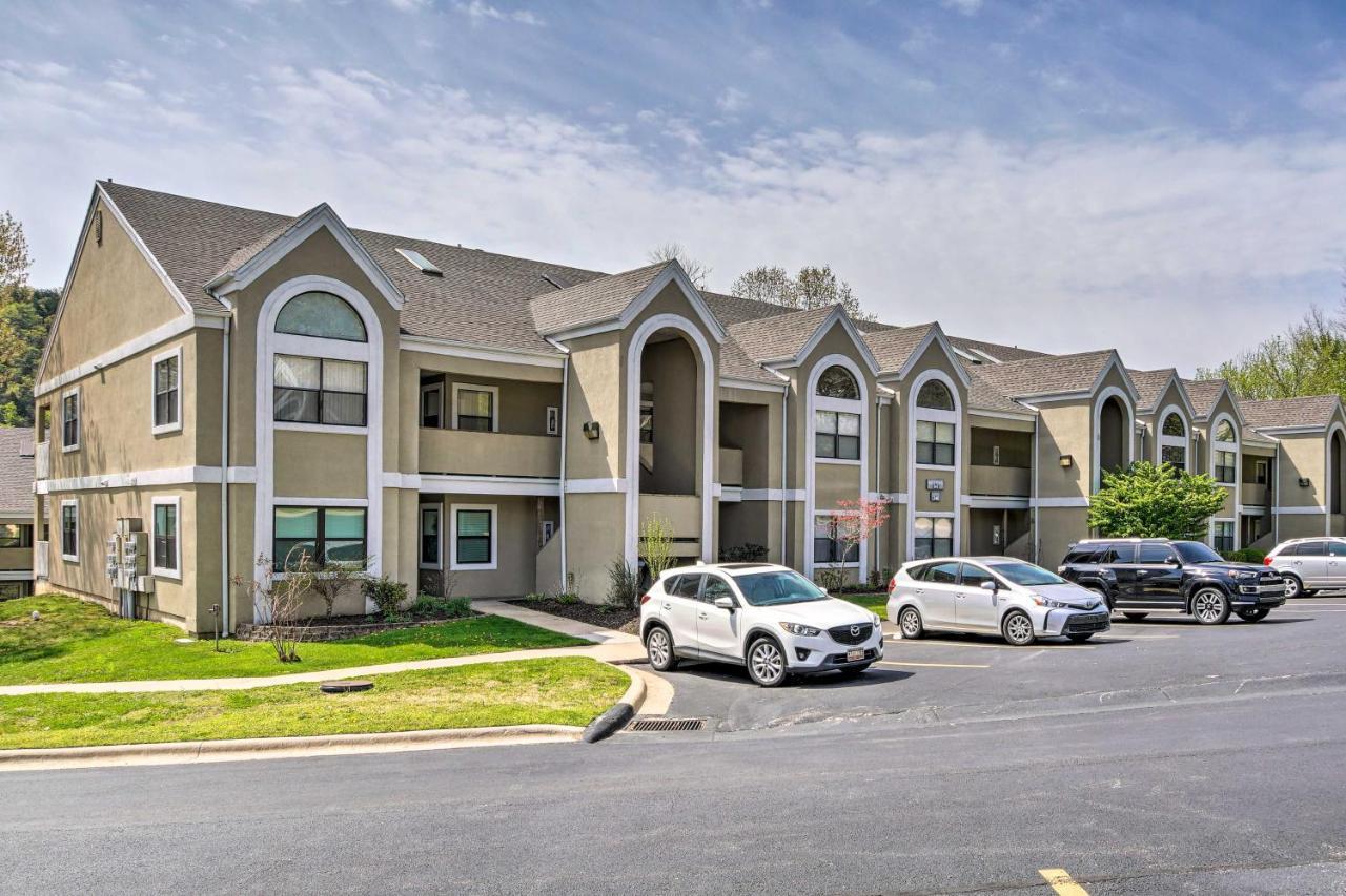 Lavish Branson Escape With Resort And Lake Access Exteriér fotografie