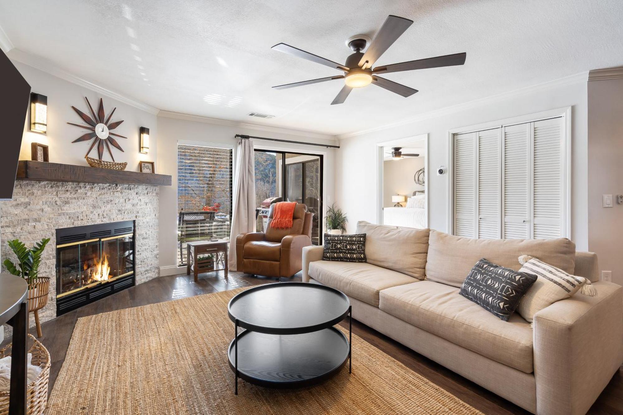 Lavish Branson Escape With Resort And Lake Access Exteriér fotografie